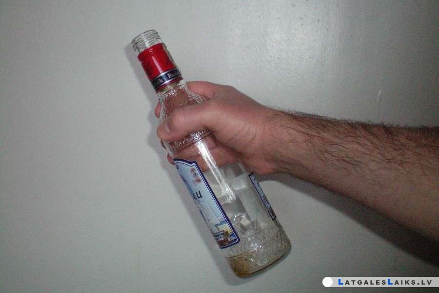 Arī no alkohola atkarīgie ir sabiedrības daļa