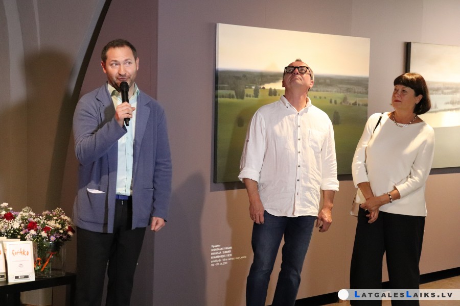 photo.jpg