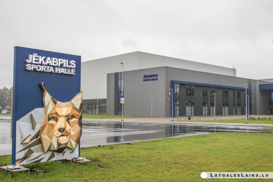 Jēkabpilī atklāta jaunuzceltā Sporta halle