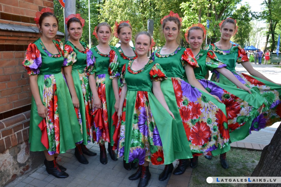 Daugavpilī nopina Latvijas kultūru vainagu