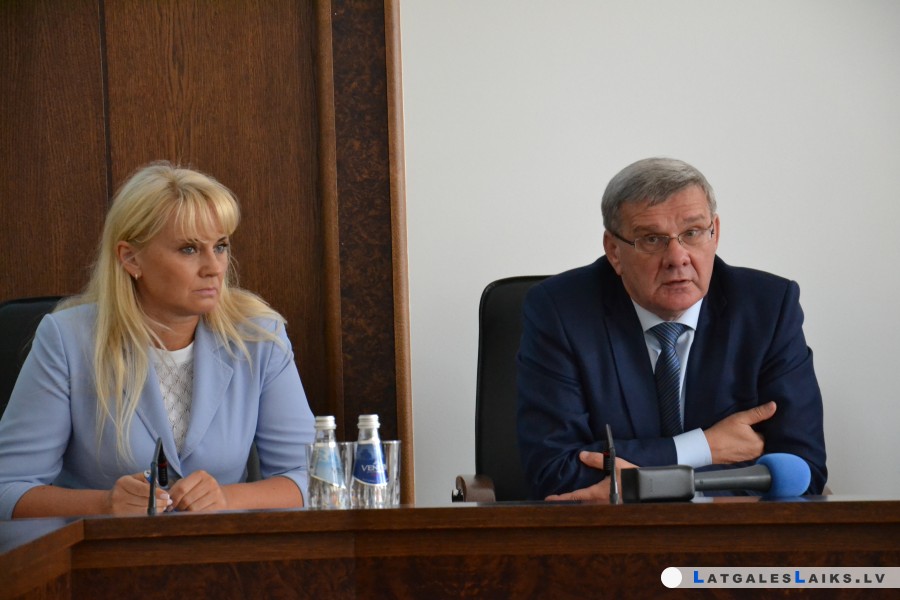 Vakanču daudz, tomēr darbiniekus nevar atrast