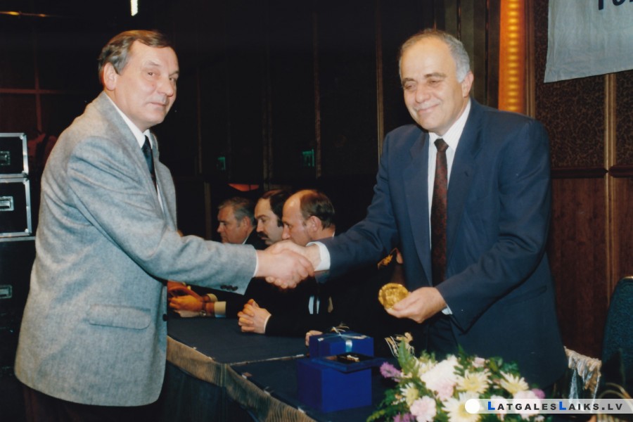 photo.jpg