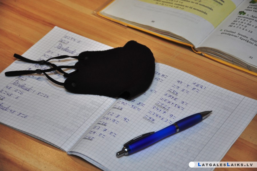 Rēzeknē skolēniem un skolotājiem izsniegs vairākkārt lietojamas maskas