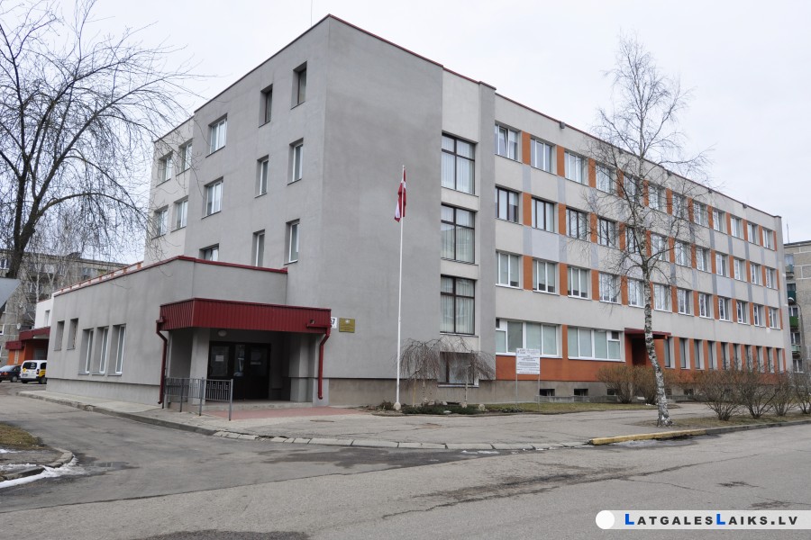 Likvidēs Daugavpils Tirdzniecības profesionālo vidusskolu