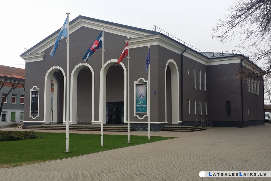 photo.jpg