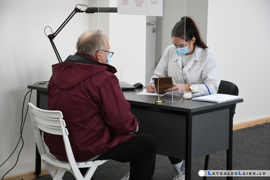 В Даугавпилсе начали работу два центра вакцинации