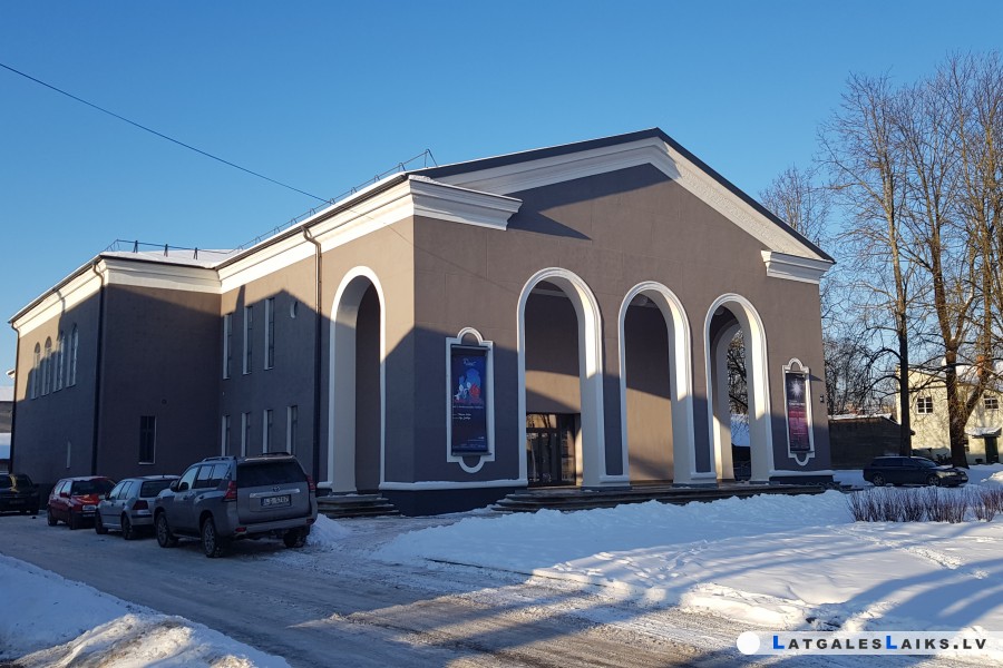 photo.jpg
