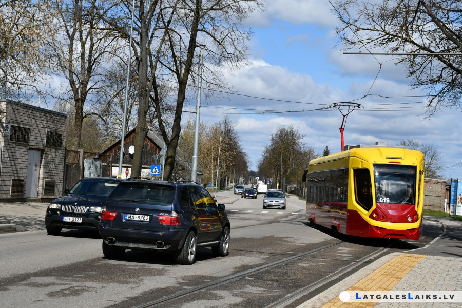 Gatavo iepirkumu dokumentāciju tramvaju līnijas projektēšanai un būvniecībai