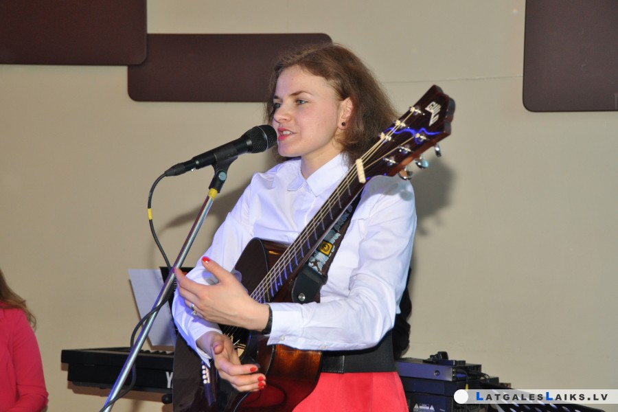 Laura Bicāne iedziedājusi  trešo albumu