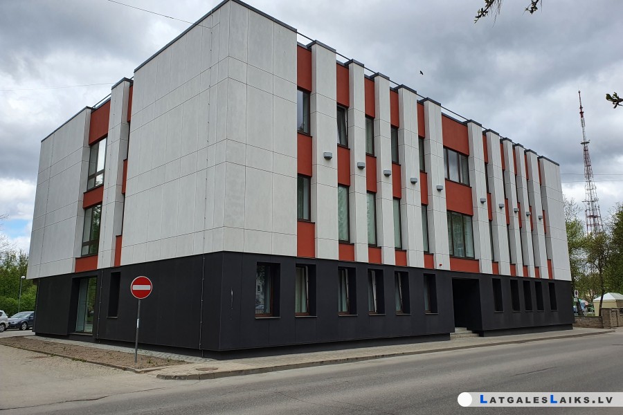 Ekspluatācijā pieņemta atjaunotā Daugavpils Dzimtsarakstu nodaļas ēka