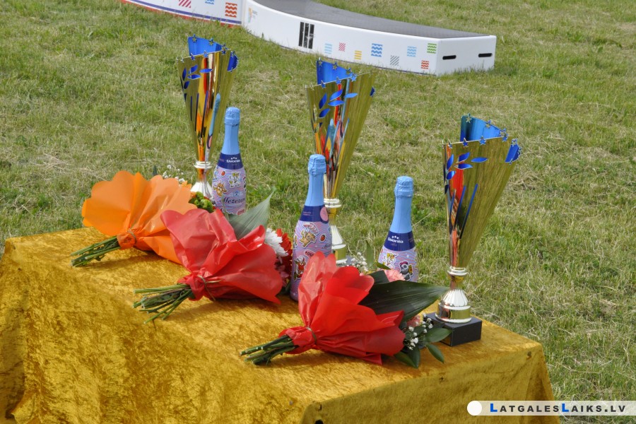 photo.jpg