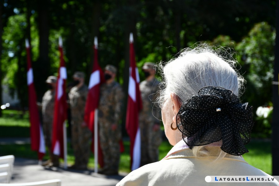 photo.jpg