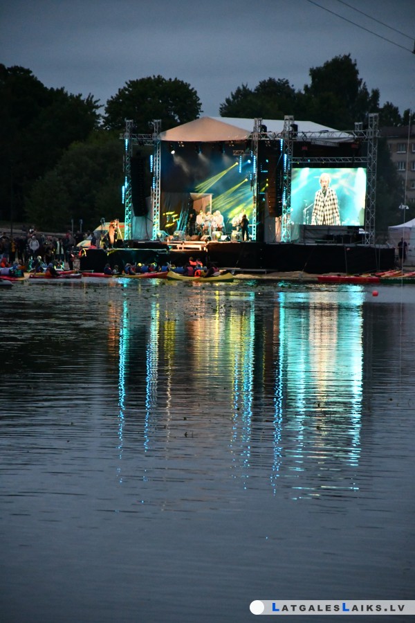 photo.jpg