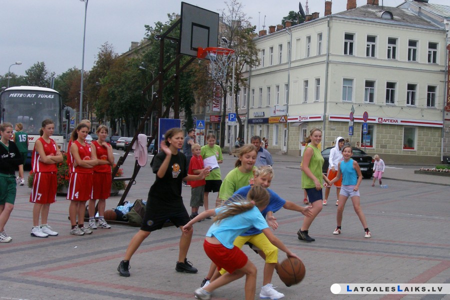 Sievietēm jāsporto aktīvāk