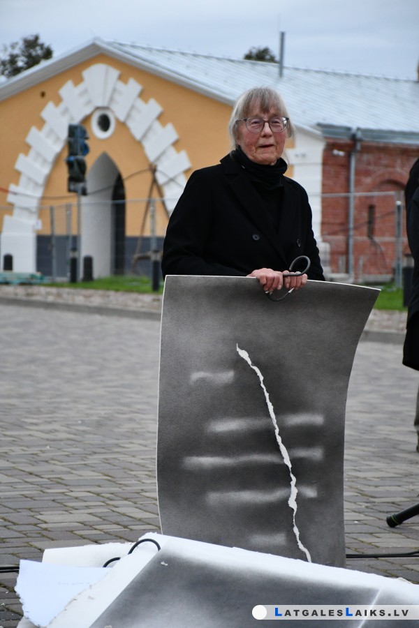 photo.jpg