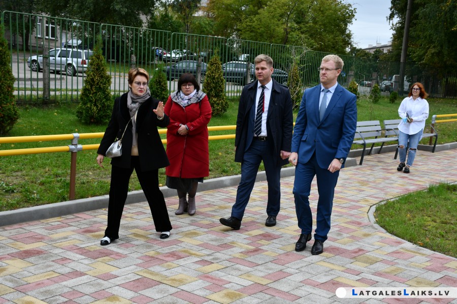 photo.jpg