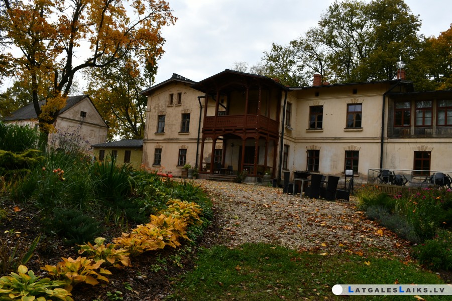 photo.jpg