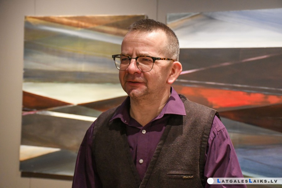 Rotko centrā prezentē “Cietsirdīgo romanču” katalogu