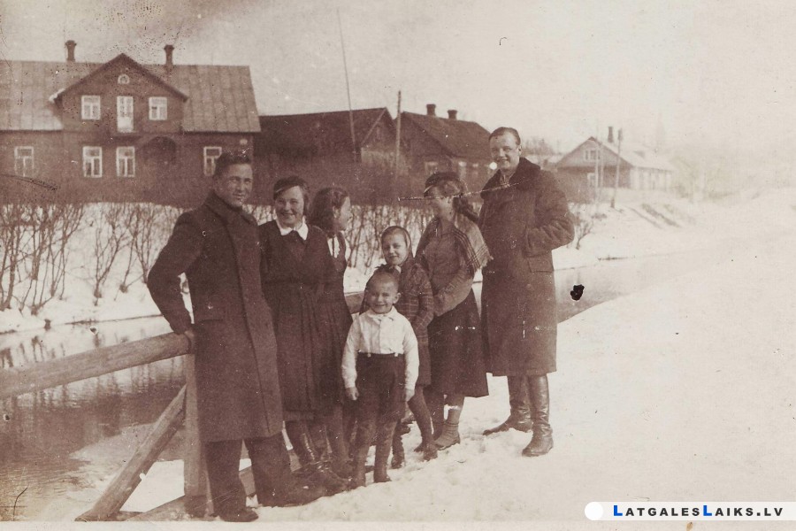 photo.jpg