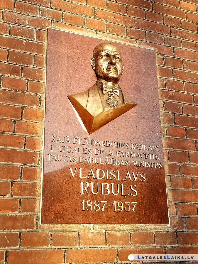 photo.jpg