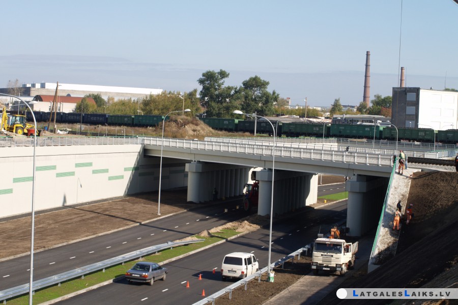 Daugavpils transporta mezgli – no papīra līdz asfaltam