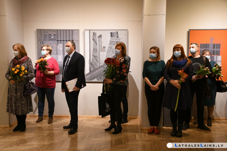 photo.jpg