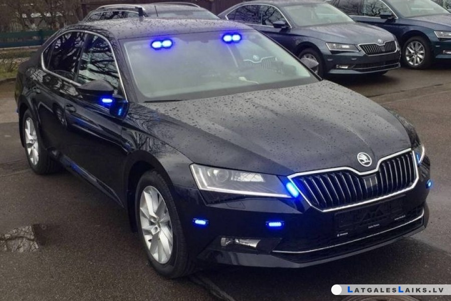 Netrafarētie auto pierāda efektivitāti, ķerot pārkāpējus