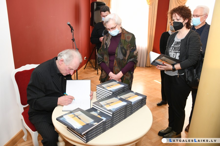 photo.jpg