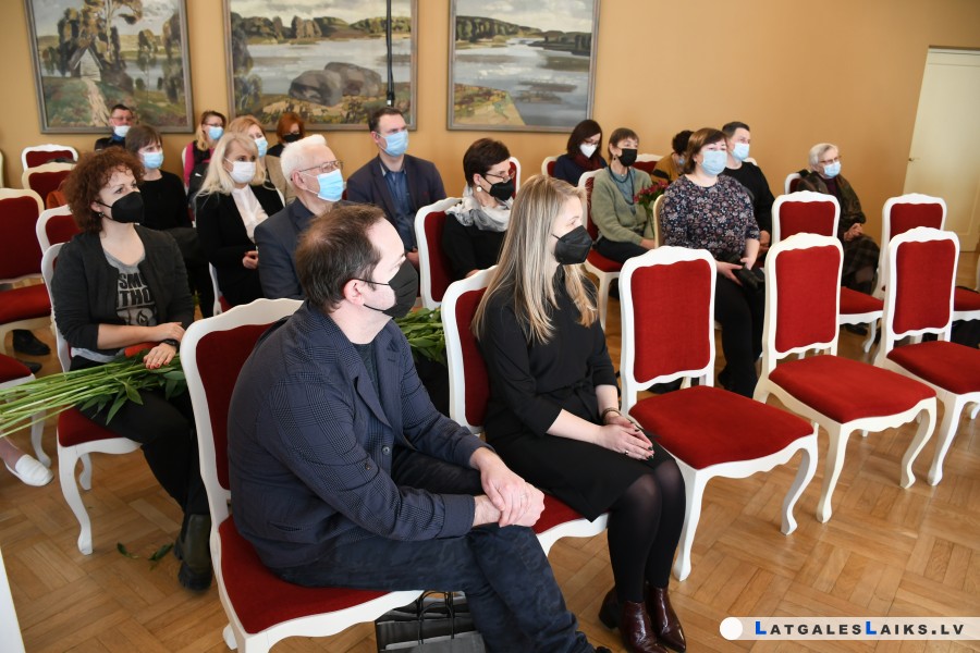 photo.jpg
