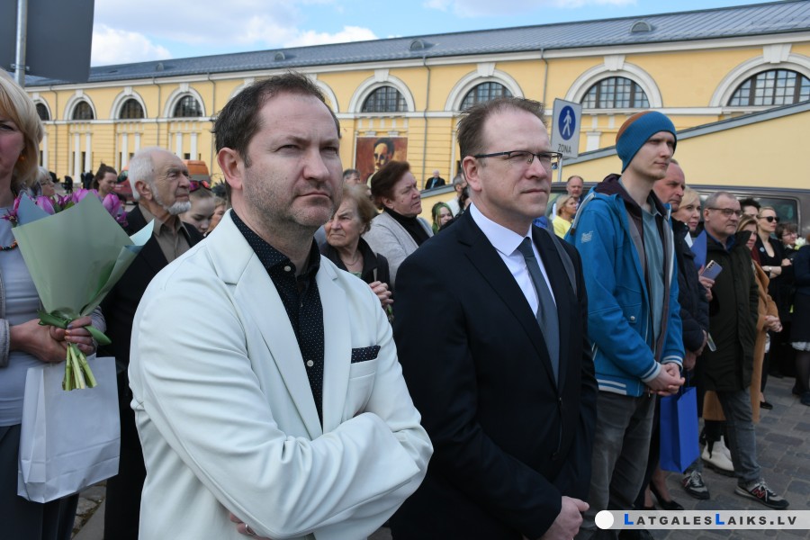 photo.jpg