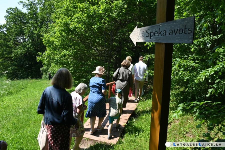 photo.jpg