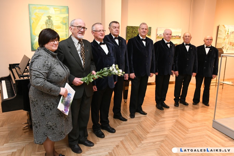 photo.jpg