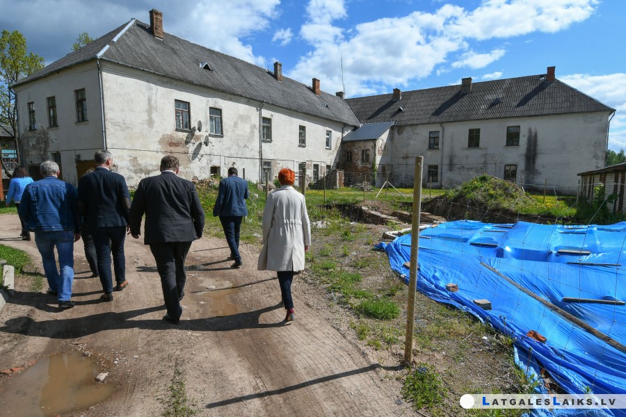 Jezuītu klosterim ar baznīcas fragmentiem jākļūst par Ilūkstes vizītkarti