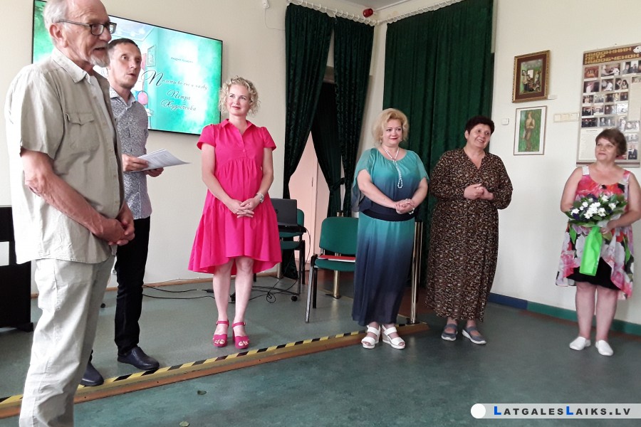 photo.jpg