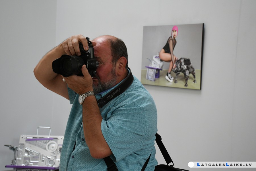 photo.jpg