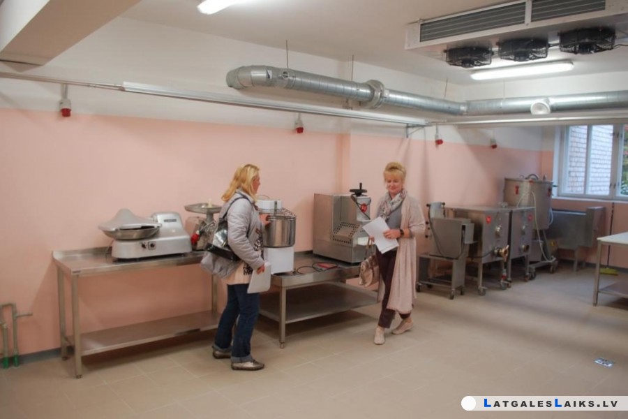 AS “Latgales Bekons” atver modernu gaļas pārstrādes cehu