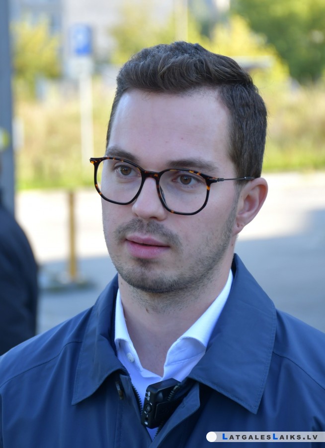 photo.jpg