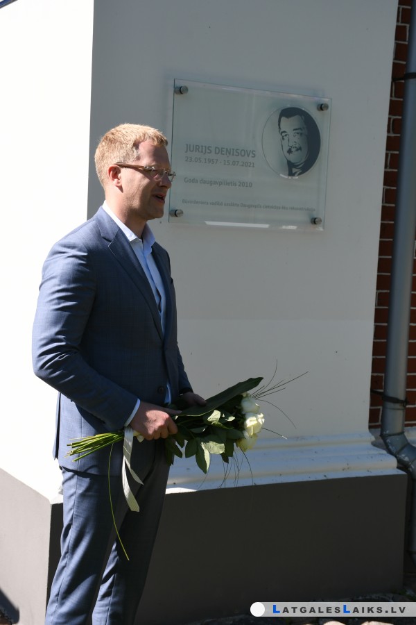 photo.jpg