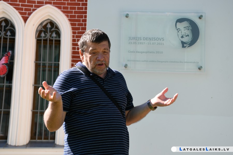 photo.jpg