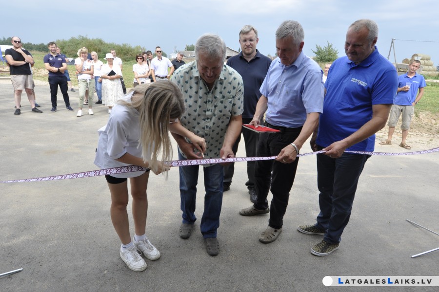 photo.jpg