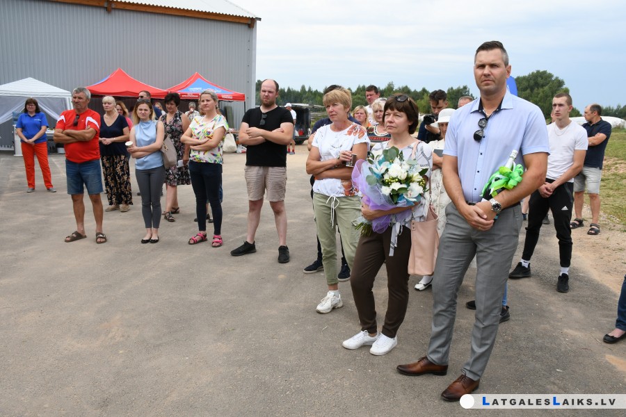 photo.jpg