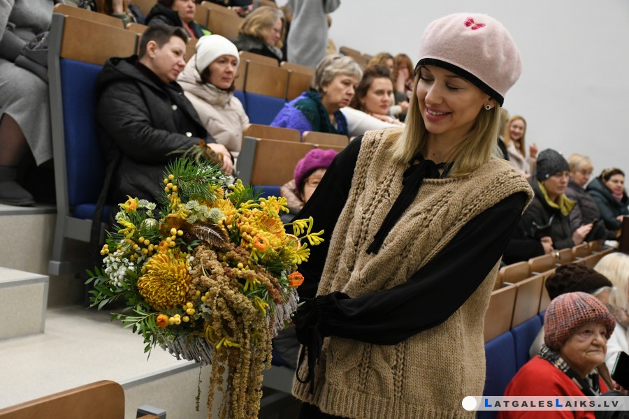 Daugavpilī floristi uzbūra pasaku