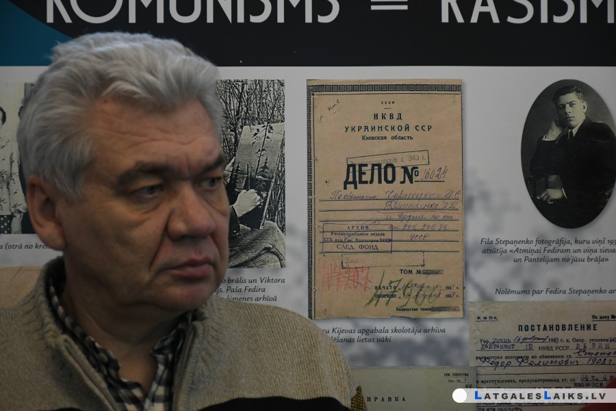Muzejā atklāta izstāde “Komunisms XX gadsimtā = Rašisms XXI gadsimtā”