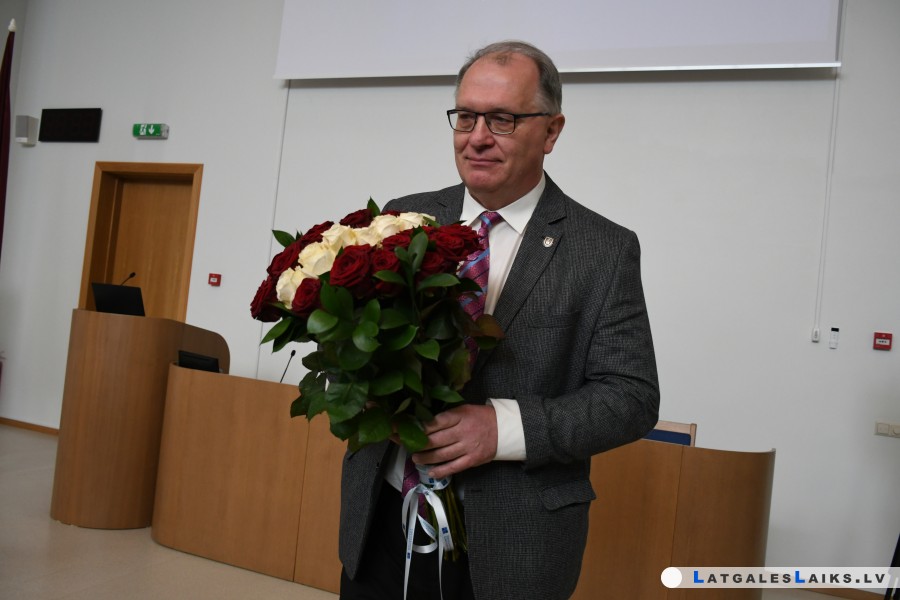 DU rektora amatā atgriežas Arvīds Barševskis