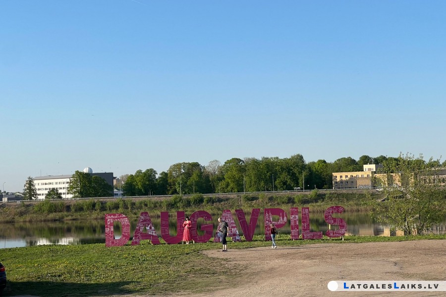 Grīvā pie Laucesas ietekas Daugavā uzstādīs jaunu vides objektu