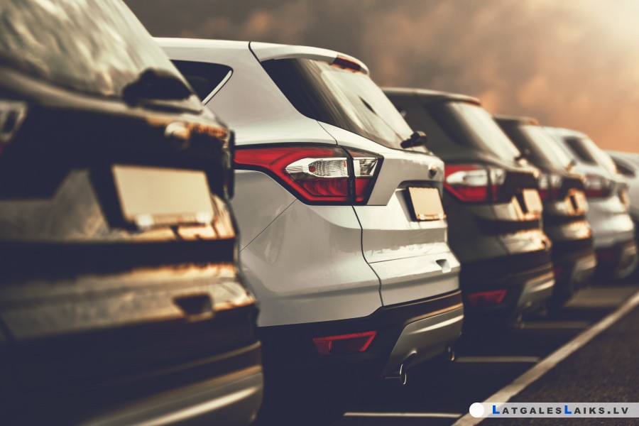 TOP 5 Senākie auto zīmoli, kas vēl eksistē