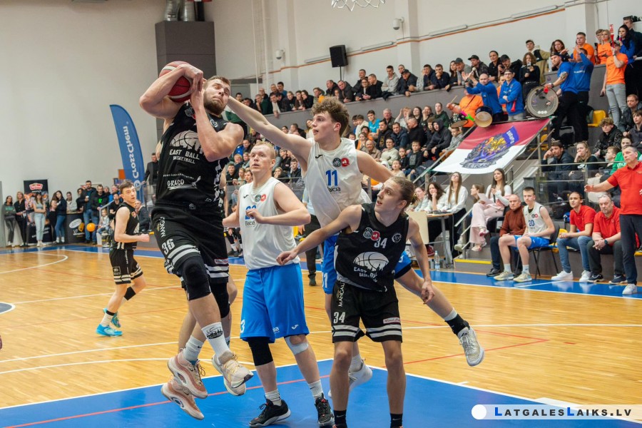 Daugavpils Sporta skolas komanda noslēgusi Reģionālās basketbola līgas sezonu