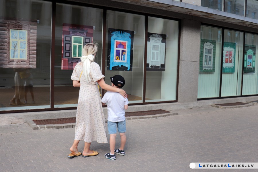 Krāslavā dokumentē strauji izzūdošās koka arhitektūras vērtības