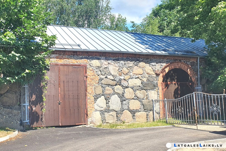 photo.jpg