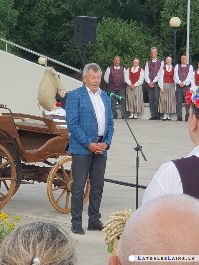 photo.jpg